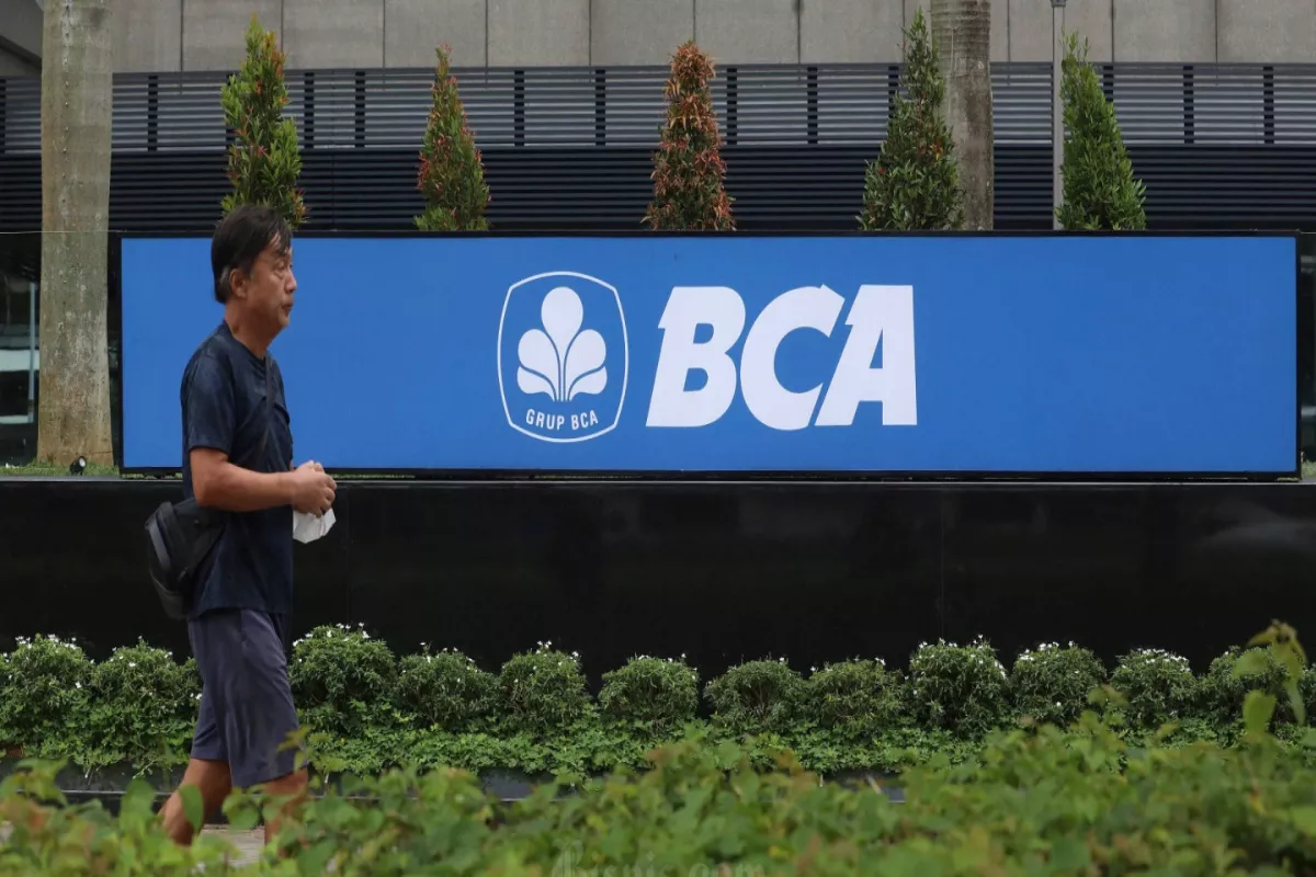 Asing Lego Saham BBCA 1 Triliun Rupiah Saat IHSG Jatuh Sepekan