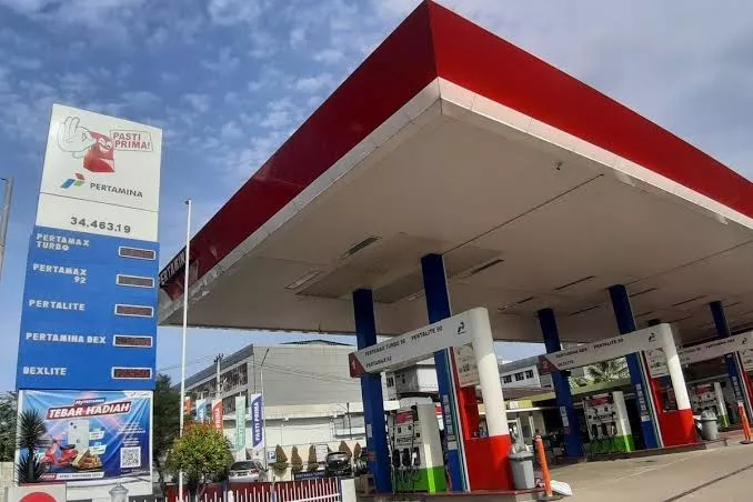 Harga Minyak Dunia Turun Kementerian ESDM Janji Turunkan Pertamax