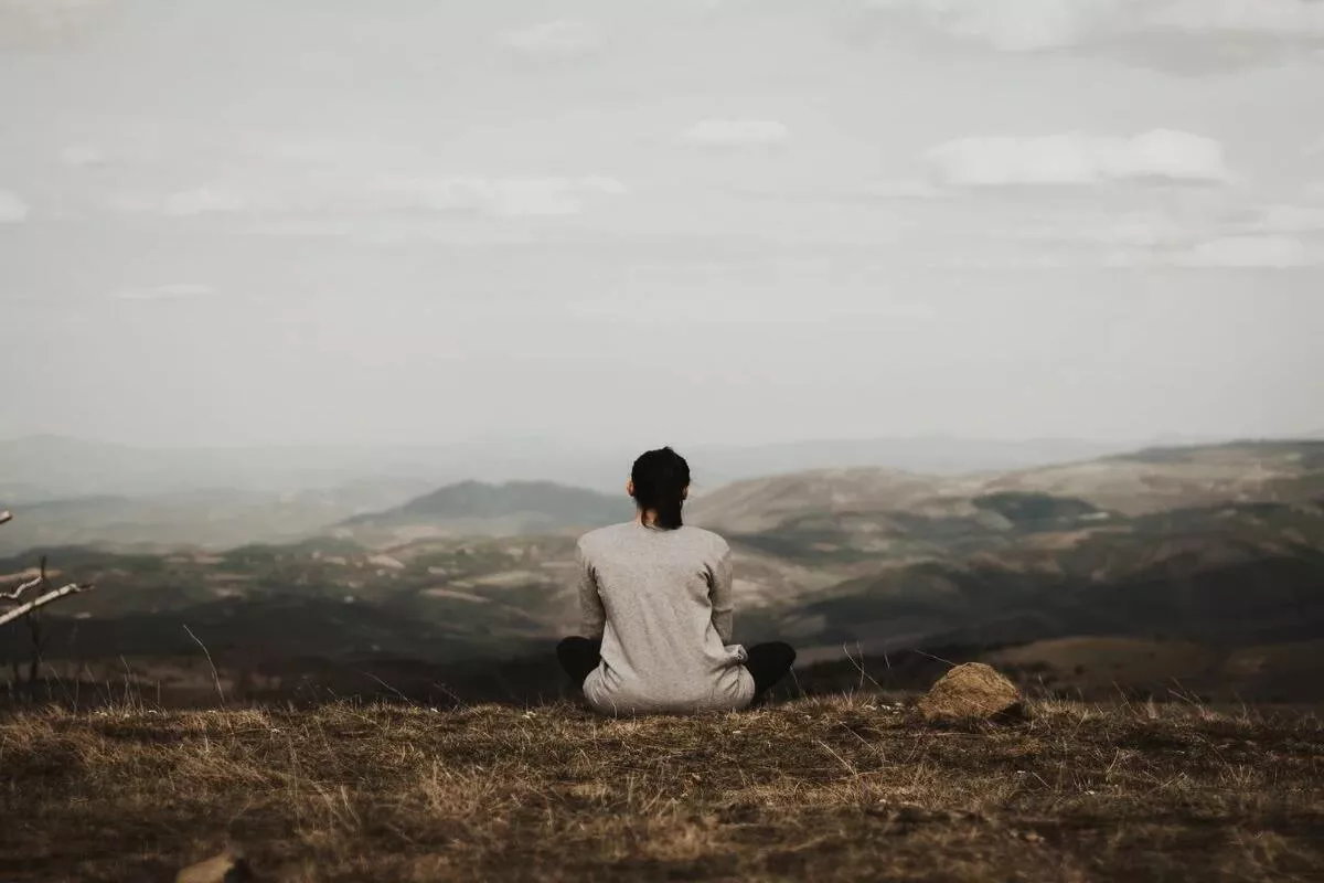 Apa Perbedaan Meditasi dan Mindfulness Jangan Sampai Tertukar