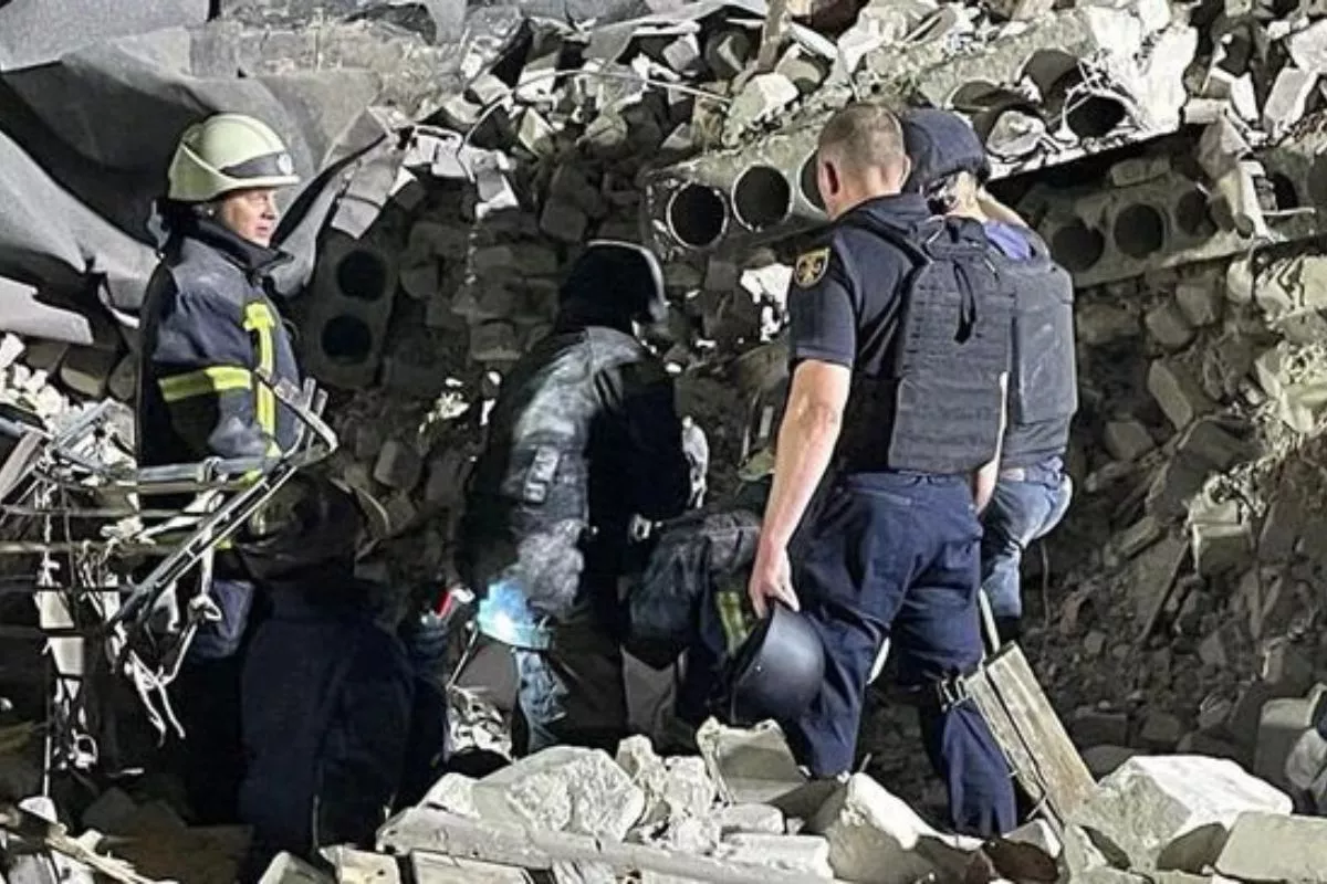 Serangan Rudal Rusia di Ukraina Timur Tewaskan Empat Warga Sipil
