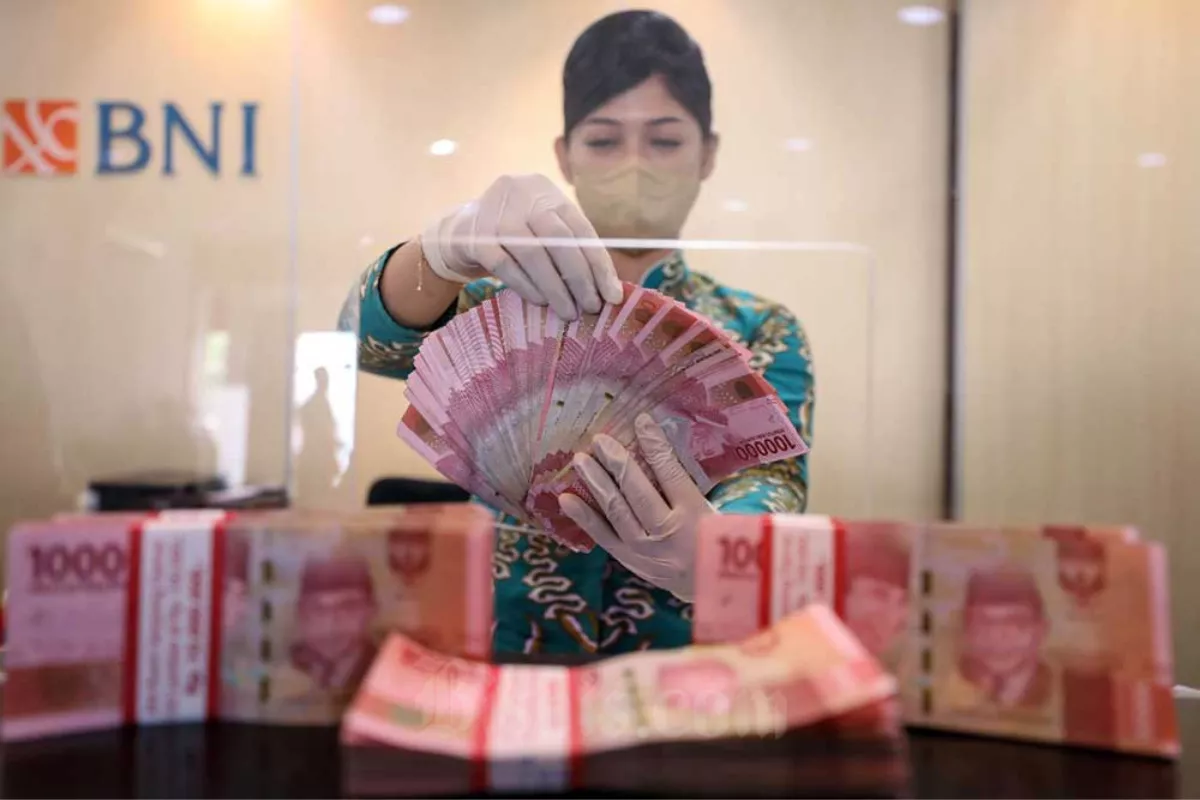 Rupiah Dibuka Lemah Rp17.963, Cek Kurs Dolar AS di BCA hingga BNI