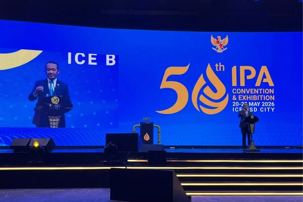 Bahlil Kecam Birokrasi Lambat yang Hambat Investasi Migas