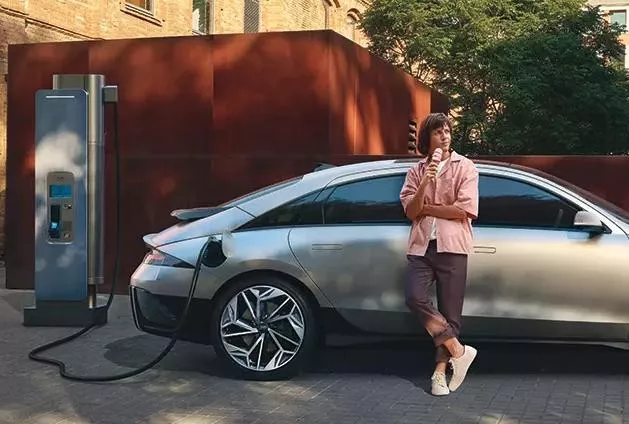 Mobil Listrik Belum Cocok Jadi Mobil Pertama: Analisis Kelemahannya