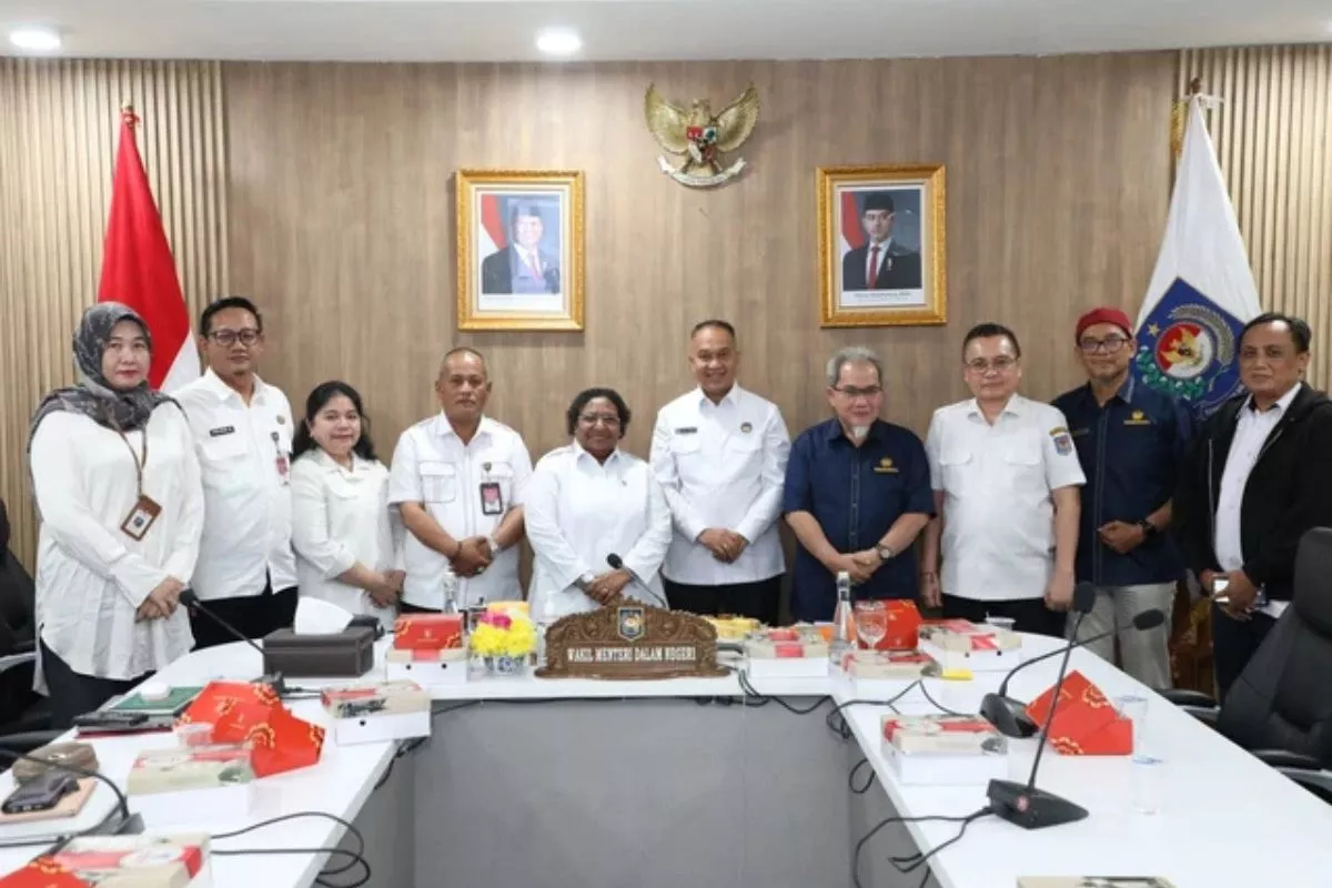 Wamendagri Minta Pemda Papua Tuntaskan Penyaluran Dana Otsus