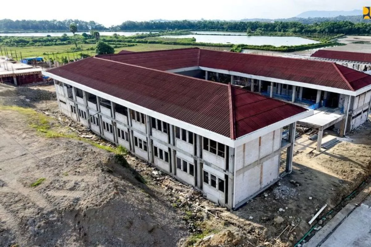 Mengenal Perbedaan Sekolah Rakyat, Sekolah Garuda, dan SNT