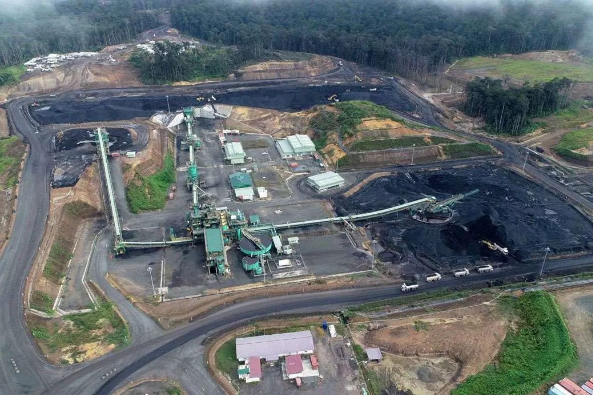 Grup ADRO Bidik Penjualan Aluminium 350 Ribu Ton Di Tahun 2026