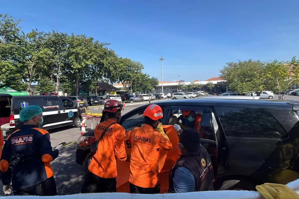 Mobil Pelat Merah Berisi Mayat Wanita 4 Hari Mangkrak di Juanda