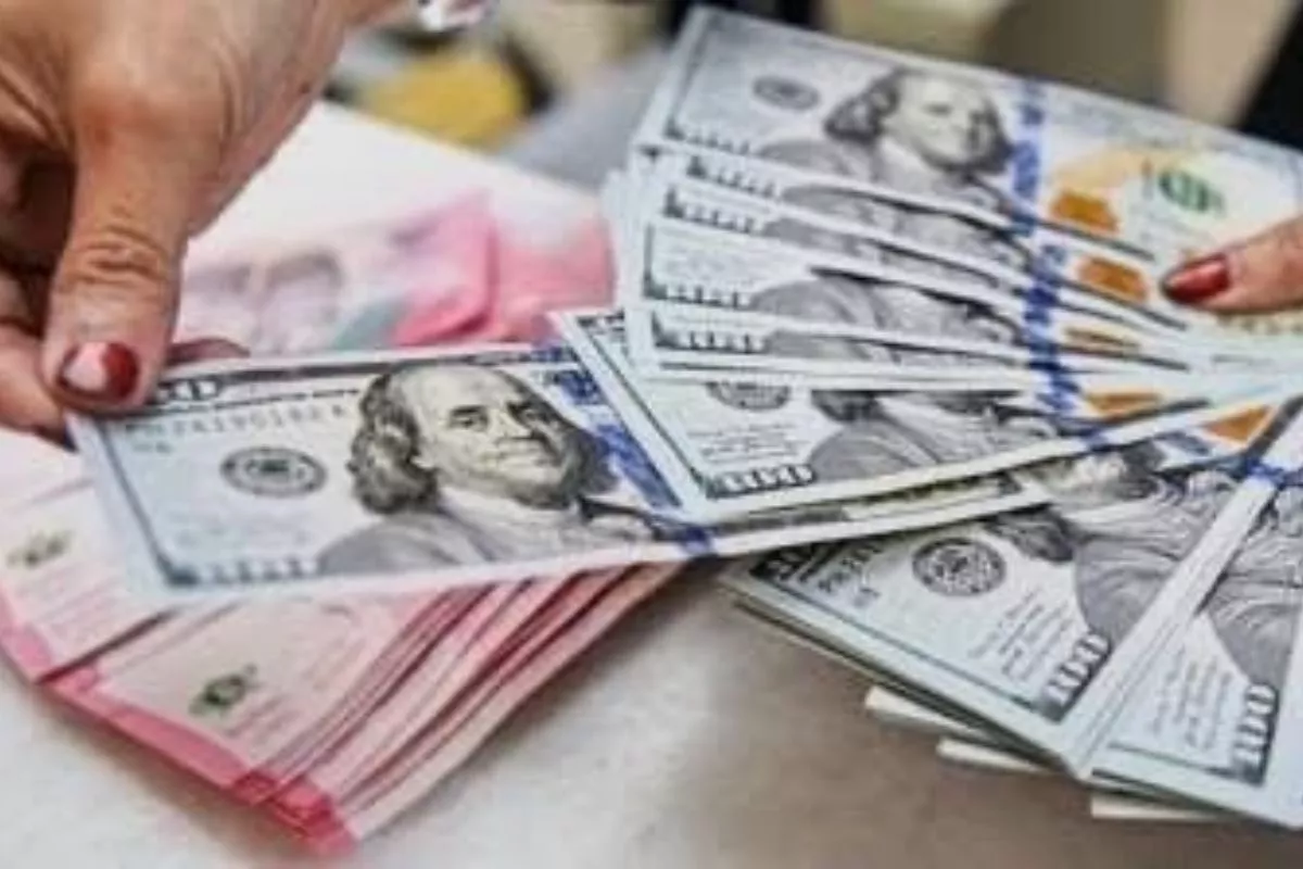 Rupiah Hari Ini Diproyeksi Menguat Didorong PDB dan Minyak Melandai