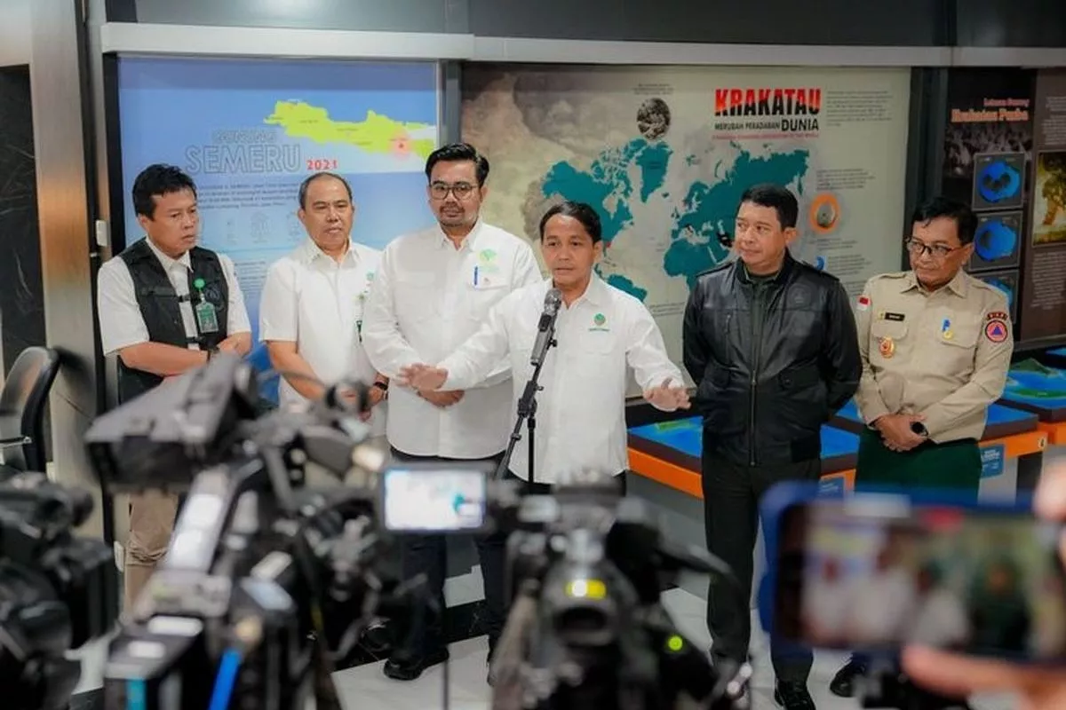 Muhaimin Ajak Kementerian Gandeng Masyarakat Adat Atasi Karhutla