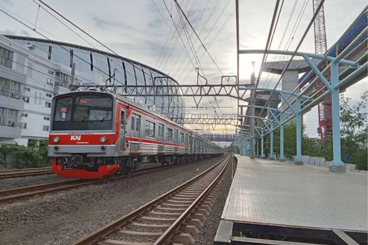 Jelang Nobar Piala Dunia di JIS, Jam Operasional KRL-TJ Bakal Diatur