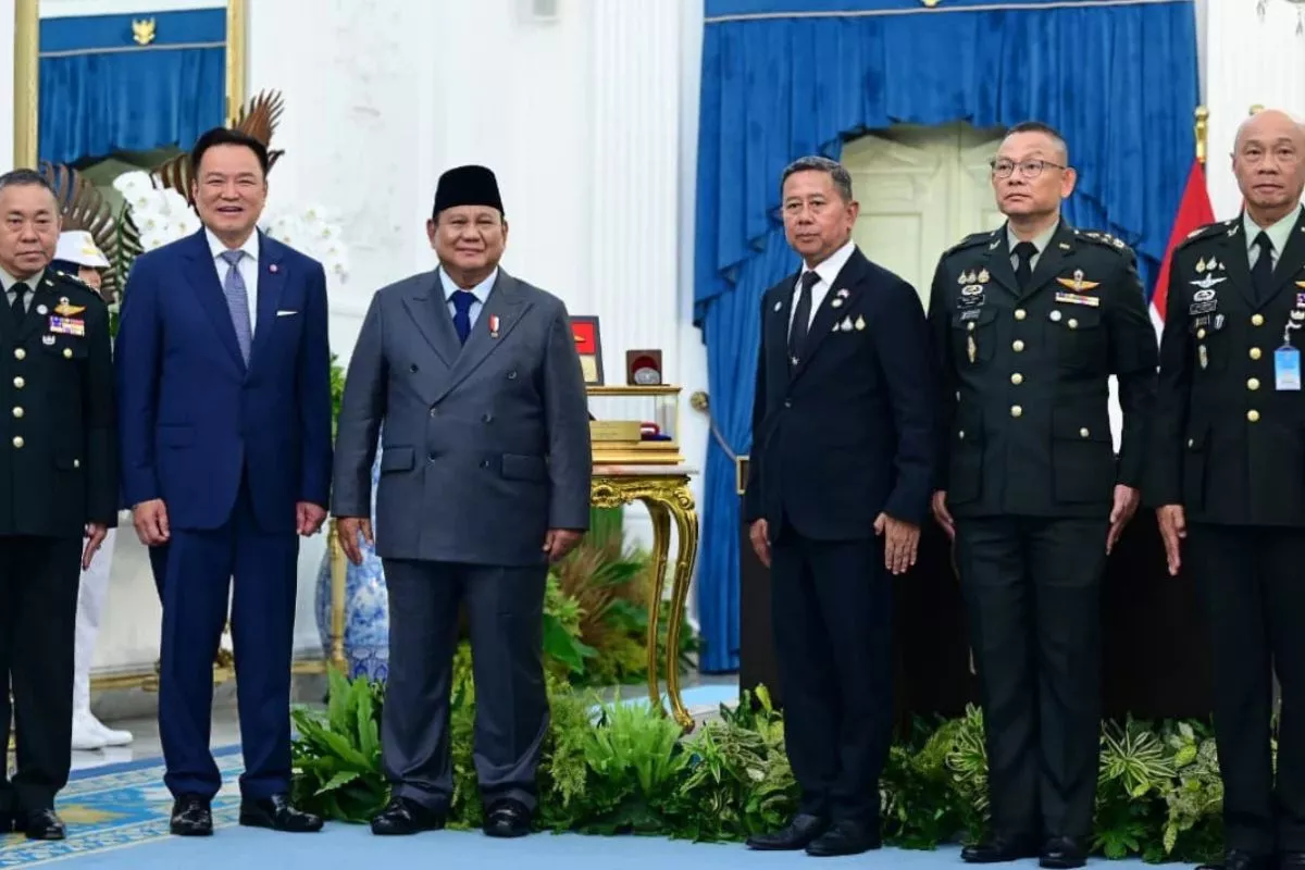 Prabowo Diberi Lencana Kehormatan oleh AD Kerajaan Thailand