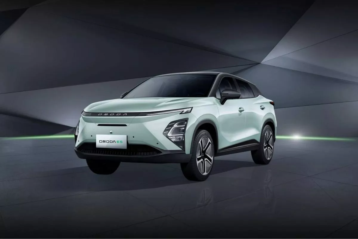 Jangan Beli Dulu! Ketahui Apa Itu Mobil Hybrid dan PHEV yang Bikin Irit BBM?