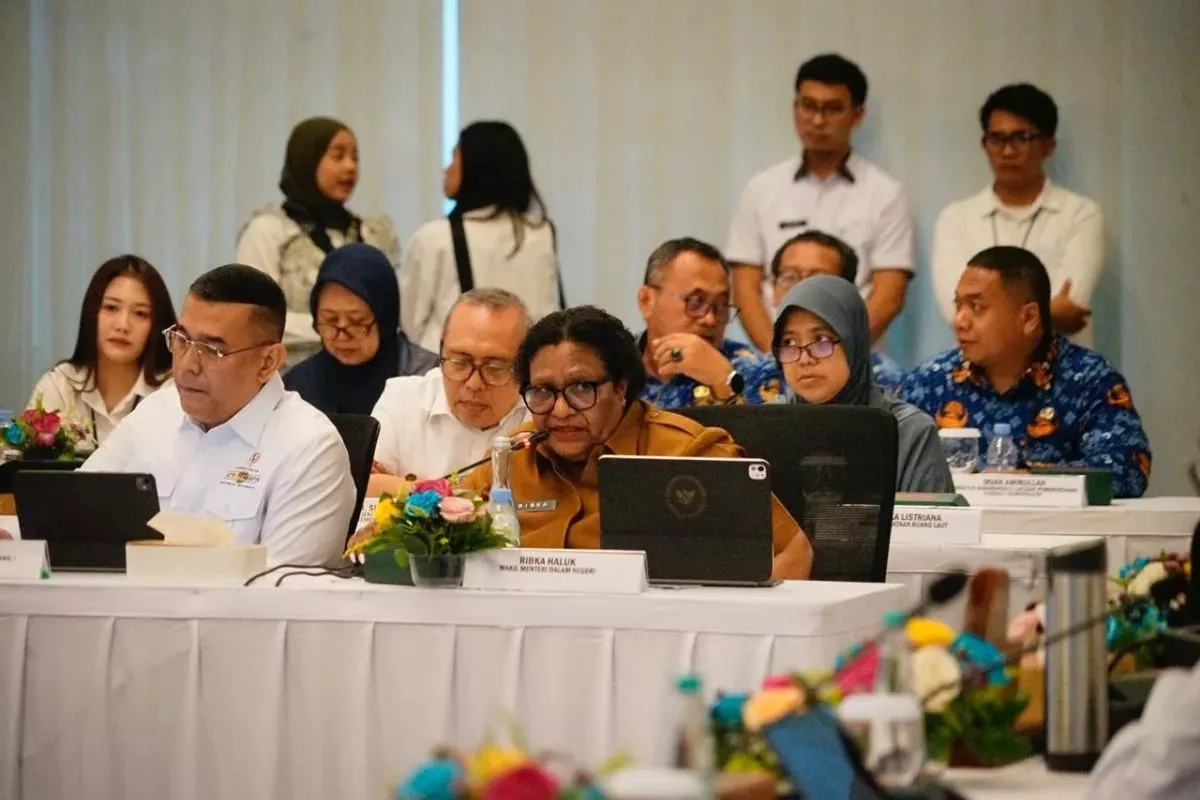 Wamendagri Sebut Sinergi Pusat-Daerah Kunci Keberhasilan PSN