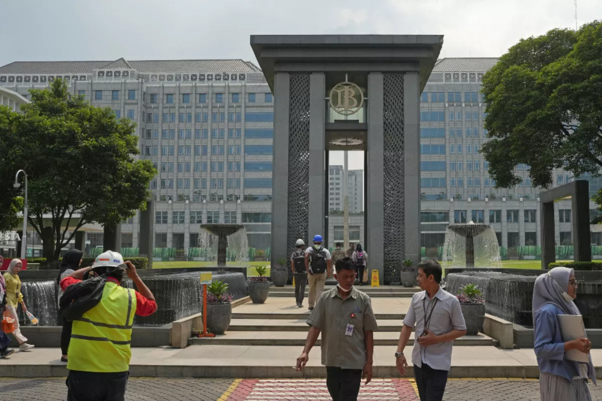 BI Berpeluang Naikkan Suku Bunga Acuan Mei 2026 demi Rupiah