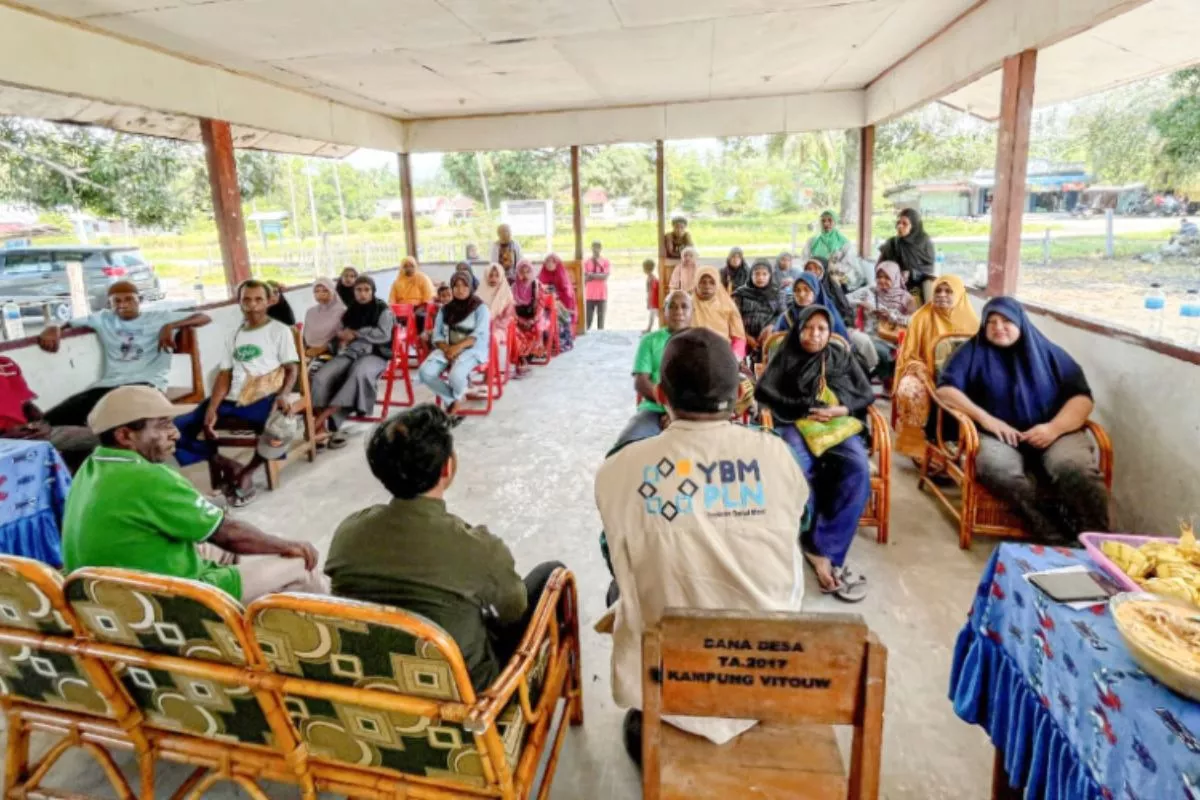 YBM PLN Salurkan Bantuan Pemberdayaan Warga di Kampung Nengke Sarmi