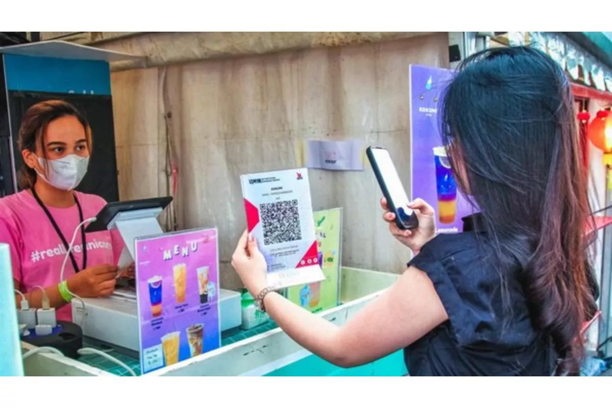 Solusi Transaksi Non-Tunai Praktis Menggunakan QRIS Untuk Toko Anda