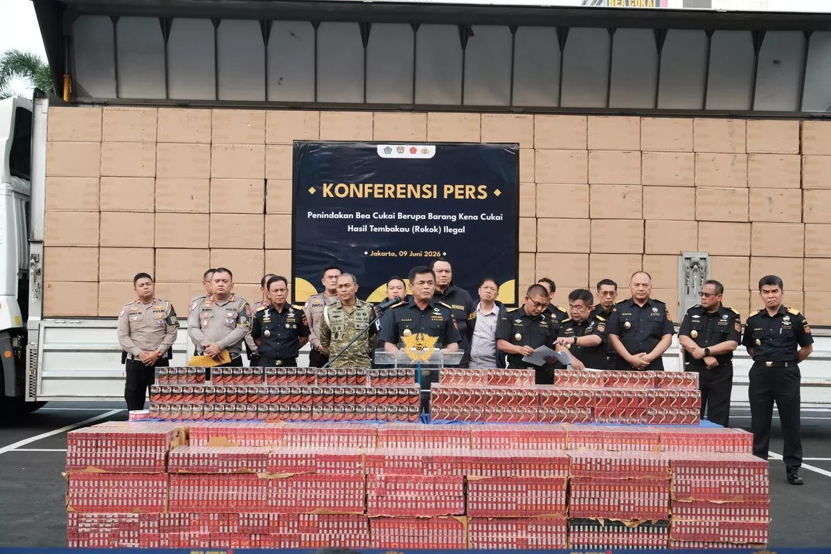 Upaya Bea Cukai Gagalkan Pengiriman 8,96 Juta Batang Rokok Ilegal Priok