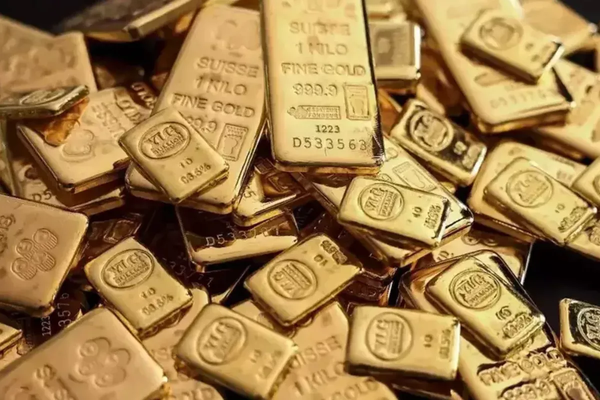 Harga Emas Spot Naik ke Angka 4.498,77 Dolar per Ons Troi Mei 2026 