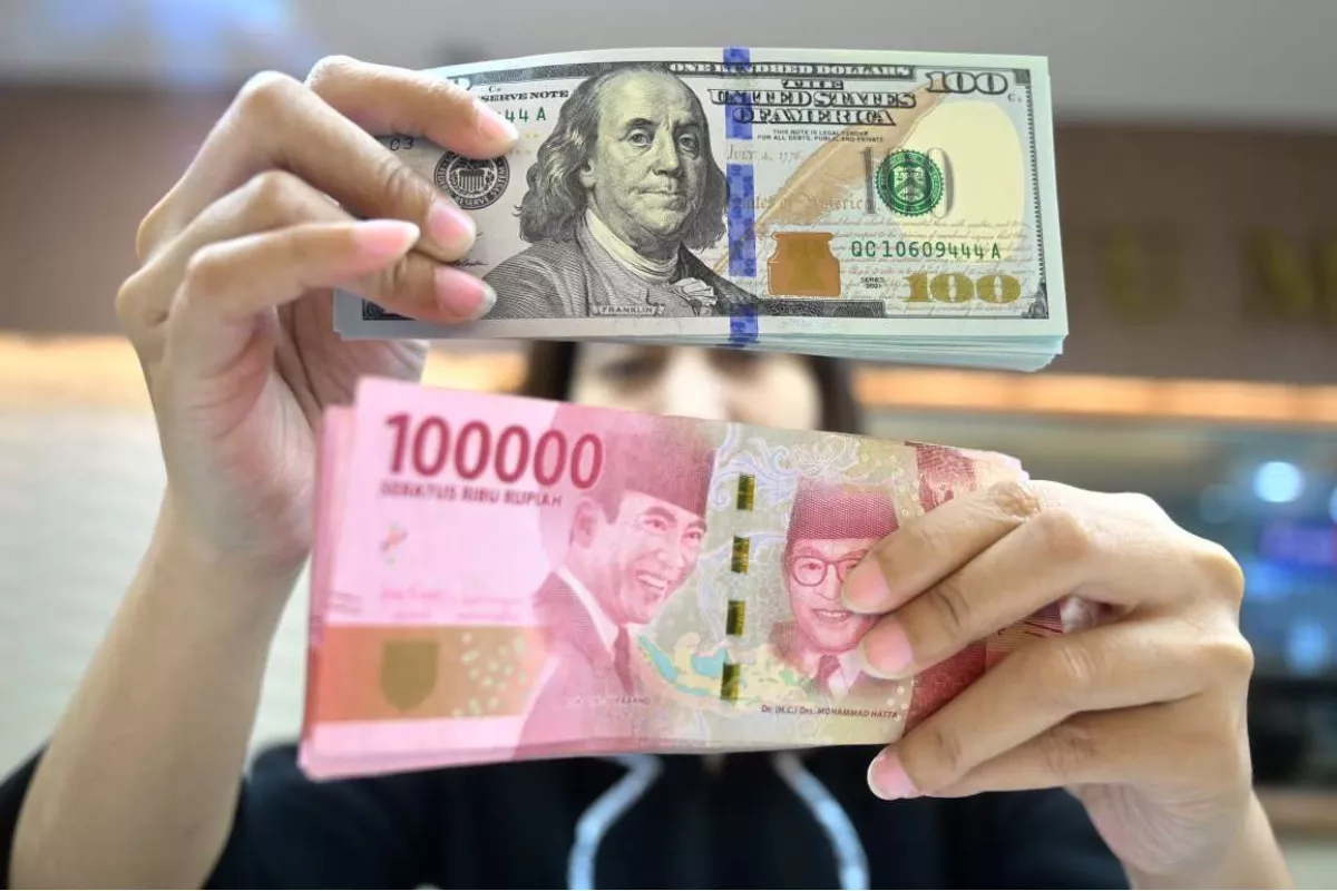 Kurs Rupiah Hari Ini Diproyeksi Melemah ke Rp17.890 per Dolar AS