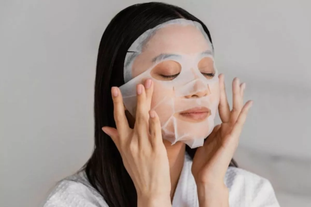 Daftar 5 Masker Wajah Alami Racikan Bahan Dapur Saran Ahli Kecantikan