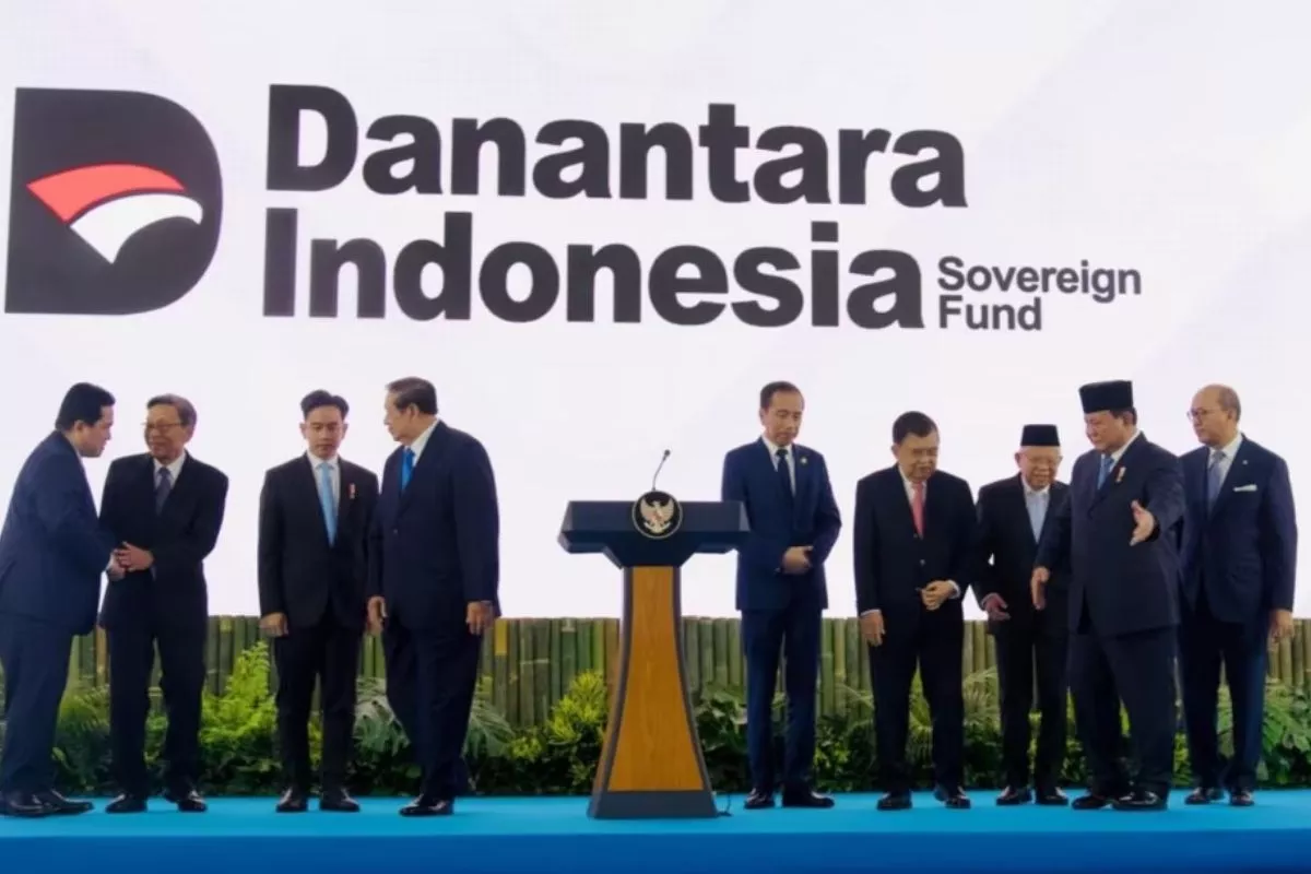 Prabowo Resmi Bentuk Lembaga Baru Danantara Development Management Fund