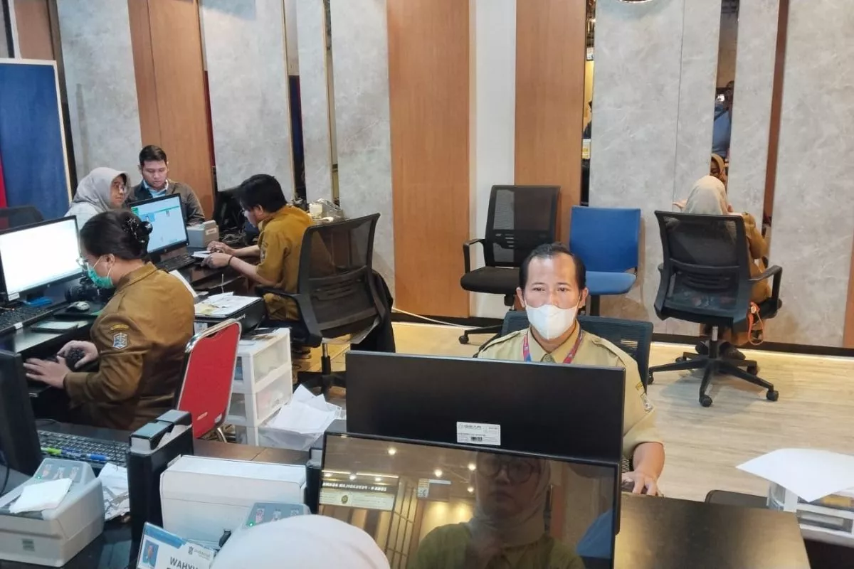 169.000 KK di Surabaya Dinonaktifkan akibat Beda Alamat