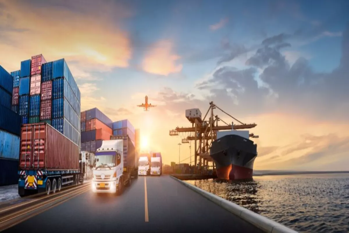Saham Emiten Transportasi Hadapi Volatilitas Efek Kenaikan BBM