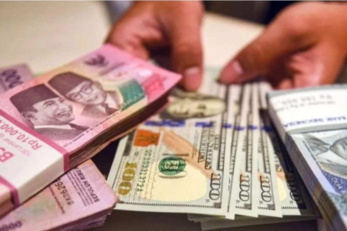 Upaya Menjaga Lingkungan Demi Mempertahankan Stabilitas Nilai Rupiah