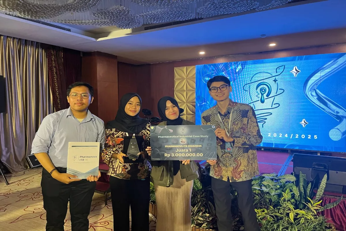 Mahasiswa UGM Juara 1 Kompetisi Makalah Energi di Forum Global