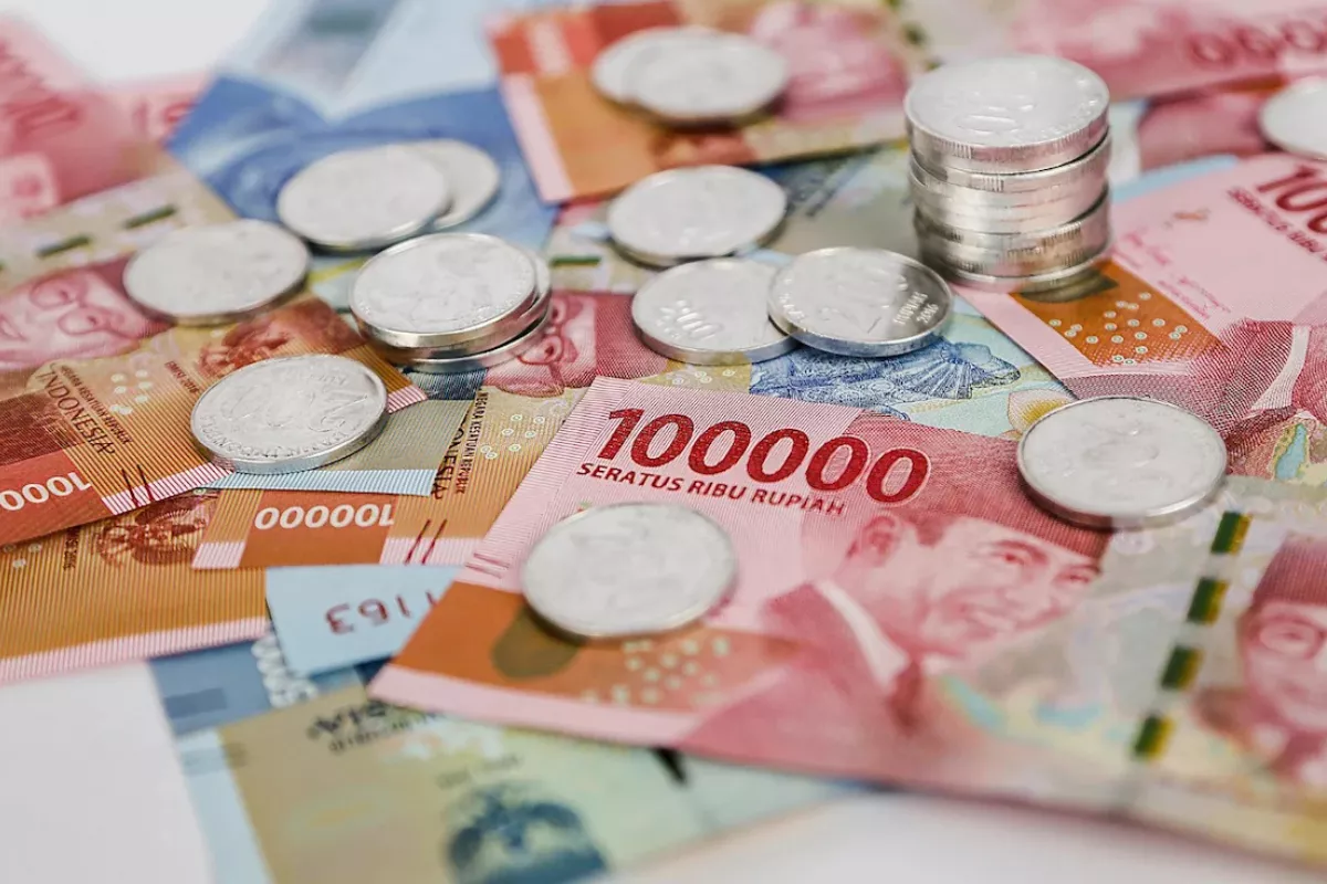 Rupiah Menguat ke Rp17.685 Per Dolar AS Usai Suku Bunga BI Naik