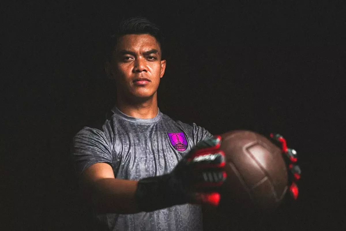 Persis Solo Resmi Datangkan Kiper Teguh Amiruddin untuk Musim Baru