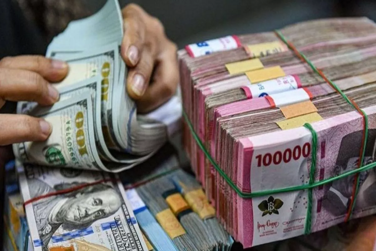 Prediksi Kurs Rupiah 13 Mei 2026 Tertekan di Level 17.500 Per Dolar