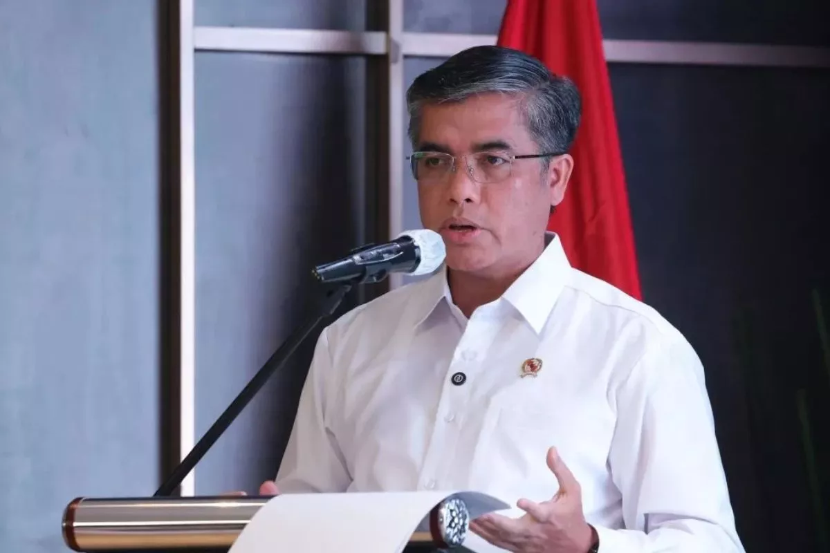 Menaker Yassierli Minta Kurikulum Dievaluasi Tekan Mismatch Kerja