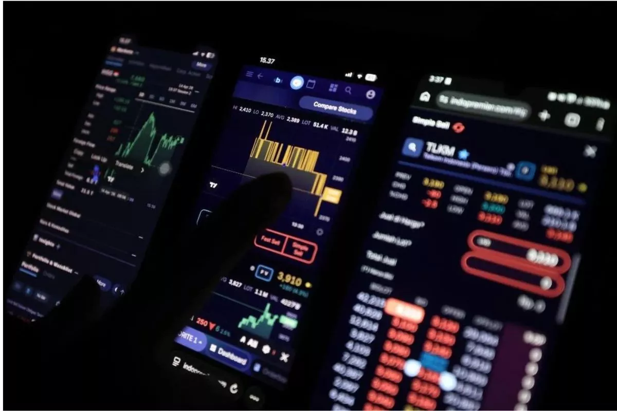 IHSG Ditutup Menguat ke 5.986, Saham SMGR dan BBNI Pimpin Kenaikan