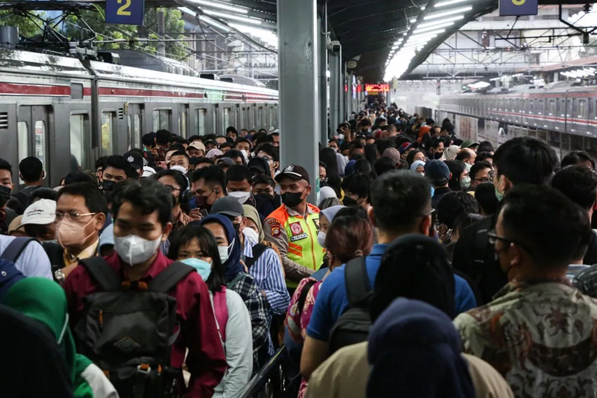 Dilema Kelas Menengah: Bayar Pajak Taat, tapi Terhimpit Ekonomi