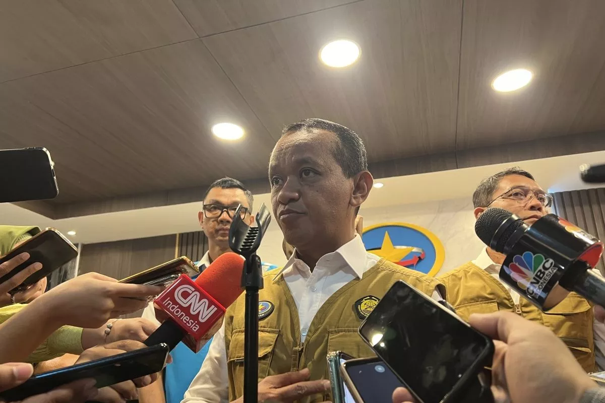 Bahlil Ajukan Kenaikan Alokasi Volume Solar Bersubsidi Sembilan Belas Juta KL