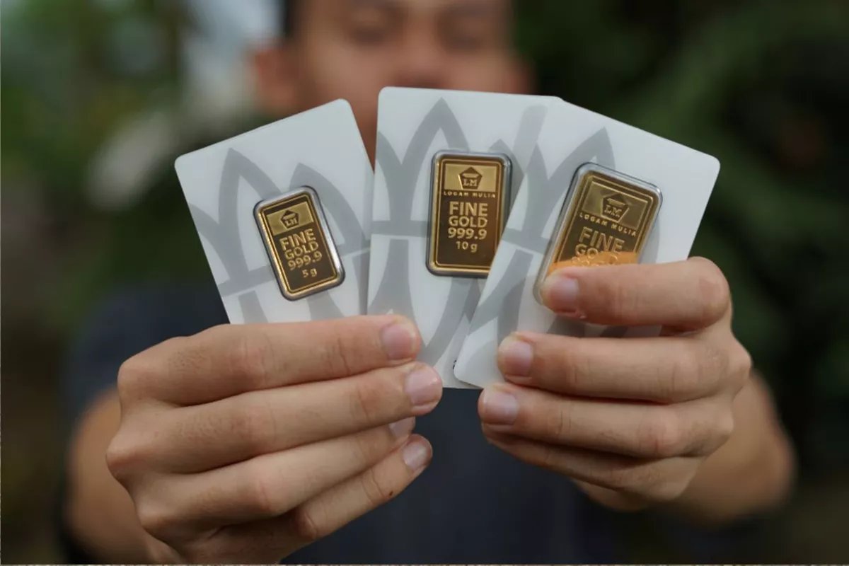 Tren Penurunan Berlanjut, Harga Emas Antam Kini Rp2,668 Juta per Gram