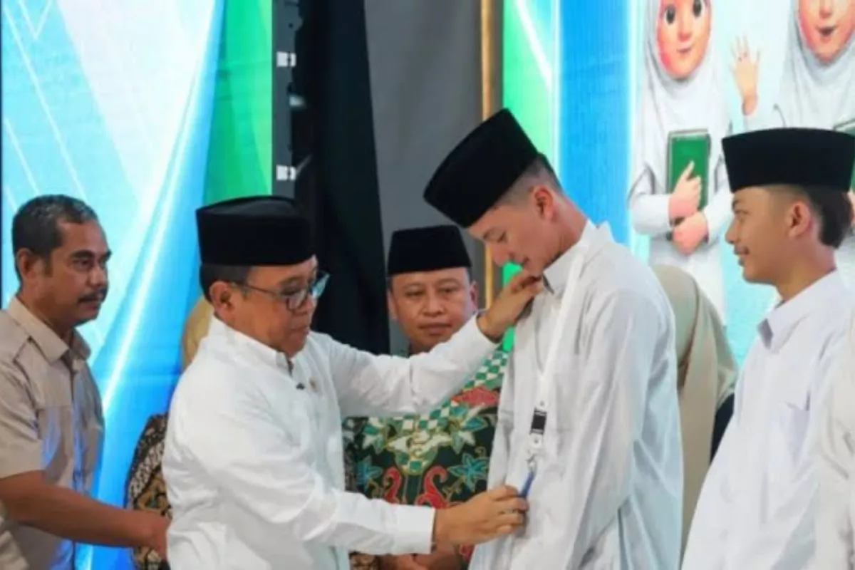 Wujudkan Lingkungan Pesantren Aman, Menko PMK Luncurkan Gernas RANA