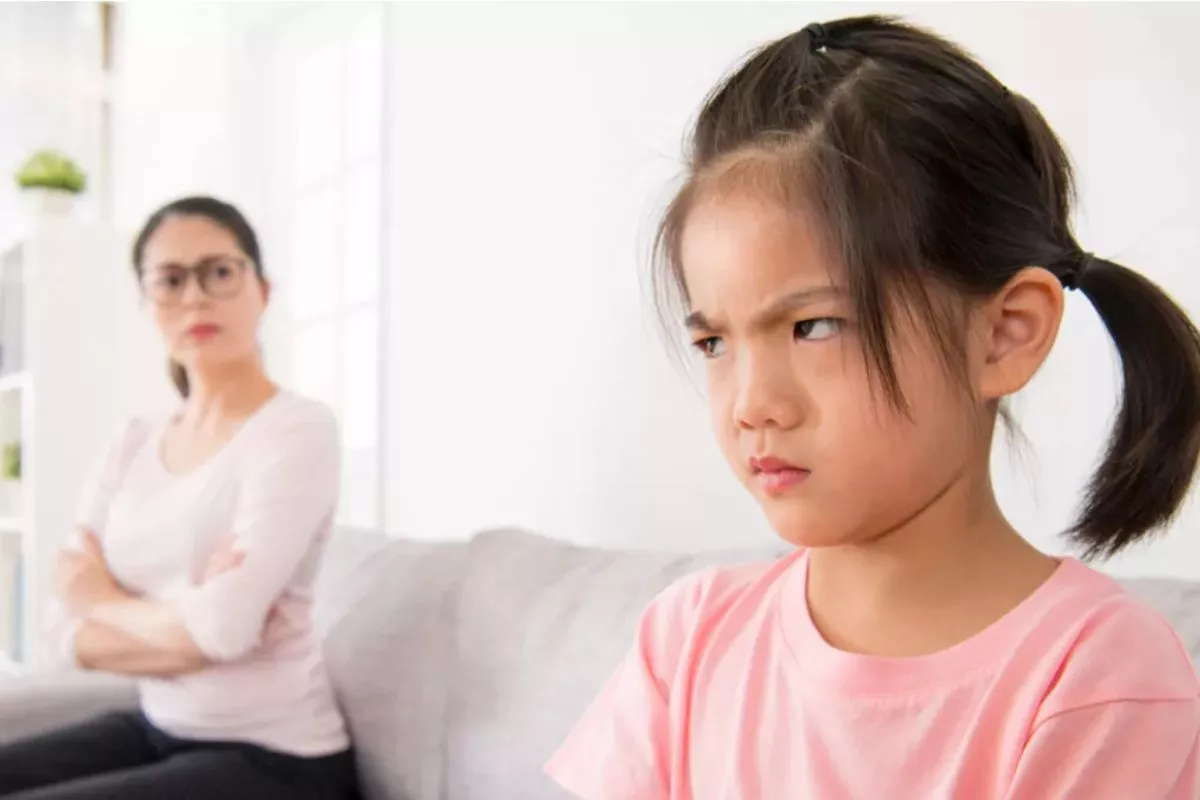 Cara Membuat Anak Mau Mendengarkan Orang Tua Tanpa Perlu Memarahi