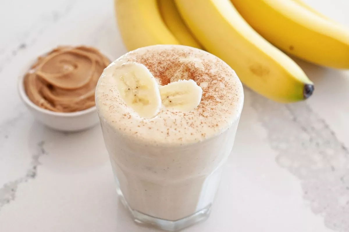 7 Resep Smoothie Buah 5 Menit untuk Sarapan Pagi yang Padat