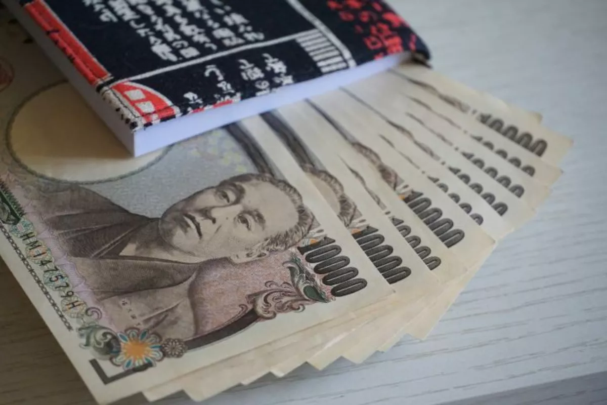 USD per JPY Bangkit di Atas 159,00 Ditopang Kesenjangan Suku Bunga