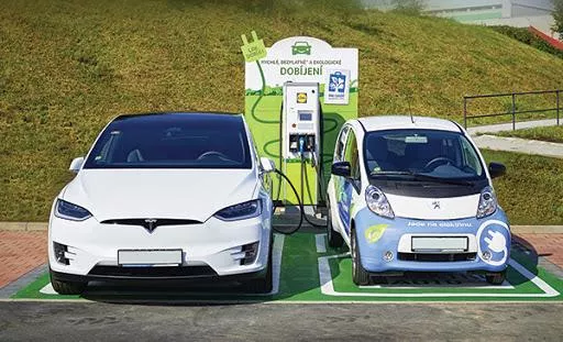 Jenis Baterai Mobil Listrik Paling Awet di Tahun 2026 dan Harganya