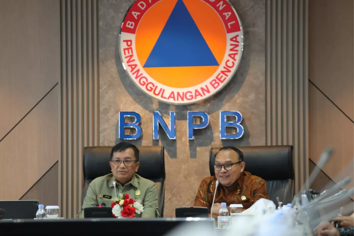 BNPB Koordinasi dengan Kemlu Bahas Bantuan Karhutla Malaysia