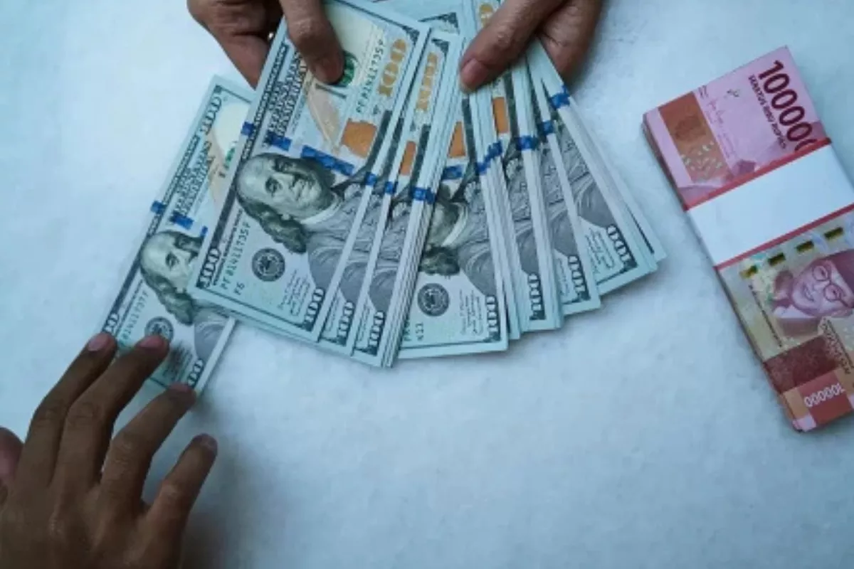 Rupiah Hari ini Berpotensi Stabil di Level Rp17.600 per Dolar AS