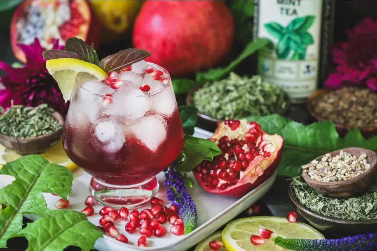 7 Ide Resep Healthy Mocktail Rendah Gula untuk Pesta Tahun Baru