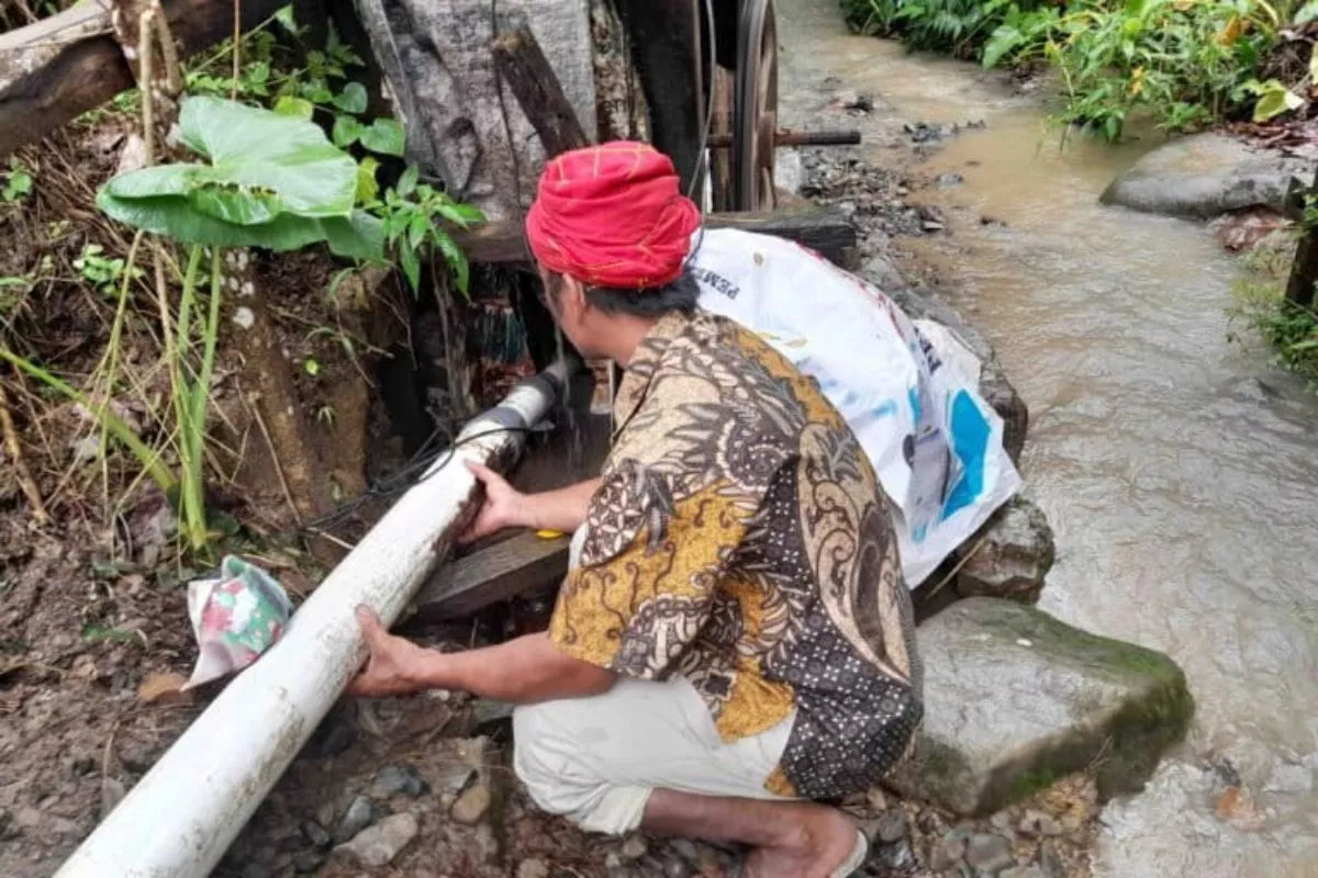 Desa Banasu, Sigi: Menjaga Hutan Demi Listrik Tenaga Air