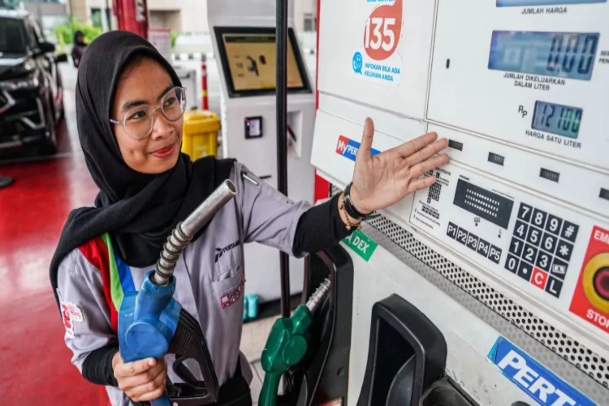 Harga BBM Pertamina Hari Ini: Pertamax Turbo Naik, Dex Series Turun