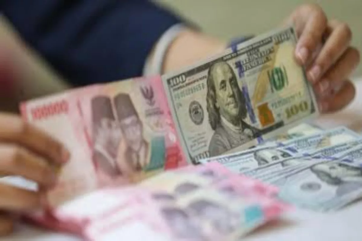 Rupiah Dibuka Menguat Rp17.843 per Dolar AS Menjelang Keputusan RDG BI
