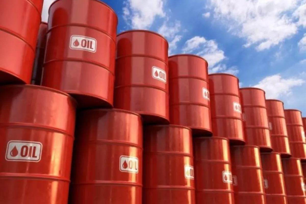 Harga Minyak Melonjak Lebih dari 6 persen, Brent dan WTI Tembus US$100