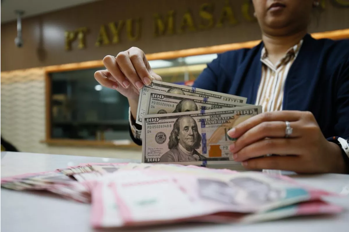 Pergerakan Nilai Tukar Rupiah Terhadap Dolar AS Hari Ini 17 Juni 2026